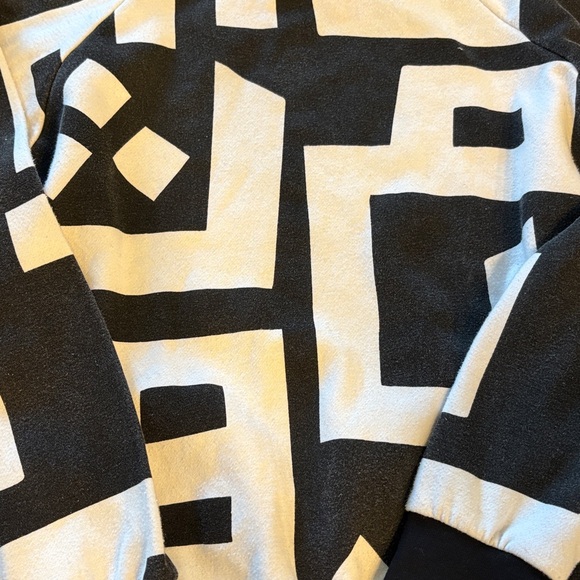 Rare YouTube × El Boum Collaboration Graphic Logo Sweatshirt – Size Small - Picture 7 of 9